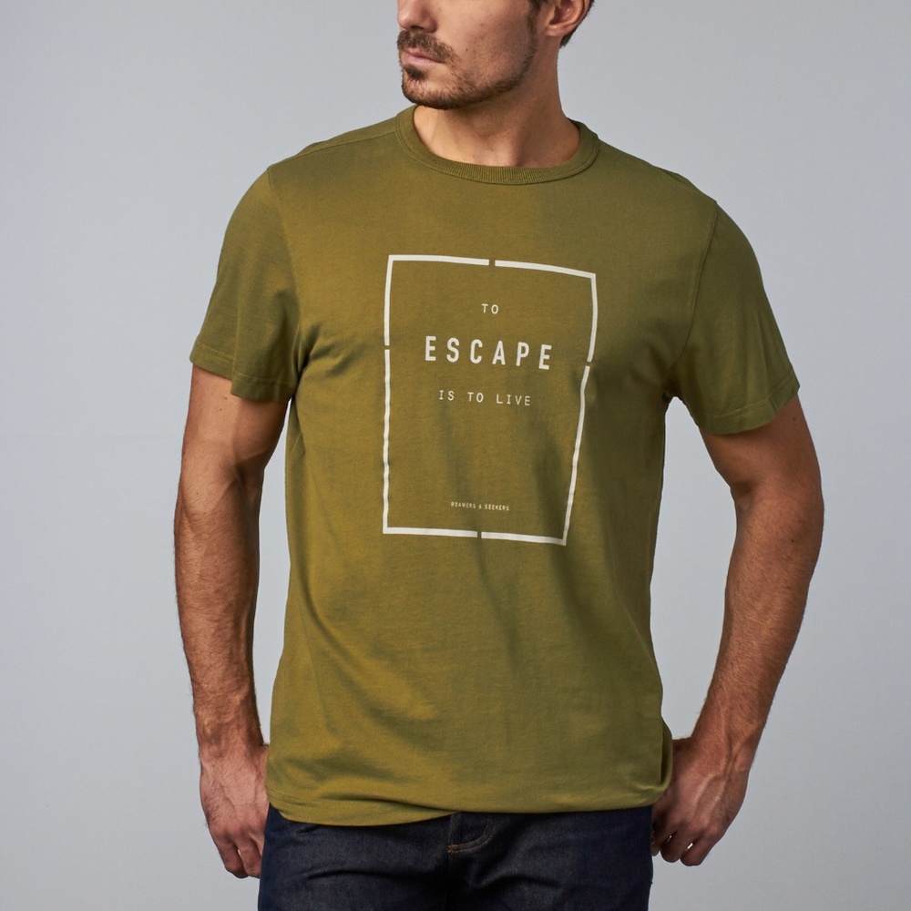 To Escape Is To Live T-shirt Mens Green Size XL